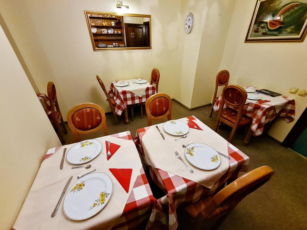 Horoscop 3* Bucureşti